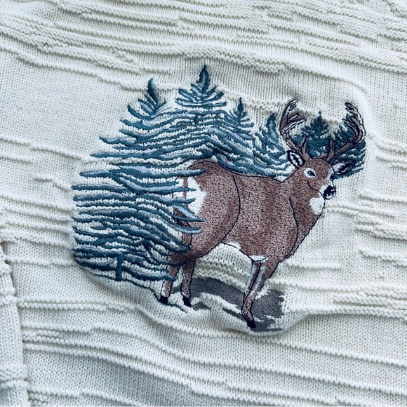 Vintage Penmans Ivory Cotton V-Neck Sweater Timeless embroidered Forrest scene - Picture 3 of 6